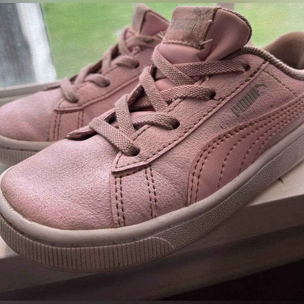 Toddler girl Puma sneakers